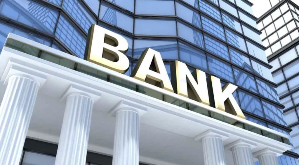 O nouă bancă intră în România, după ce a cucerit piața bancară din Polonia