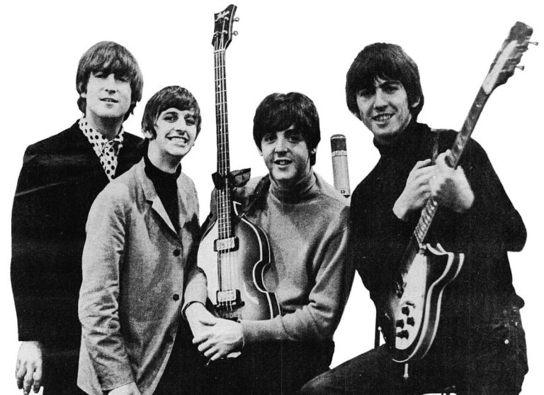 O casetă rară cu The Beatles descoperită într-un magazin de discuri din Vancouver