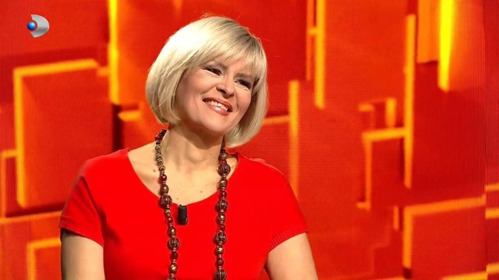 Ce practici aplică Sanda Ladoși cu cei doi copii ai ei