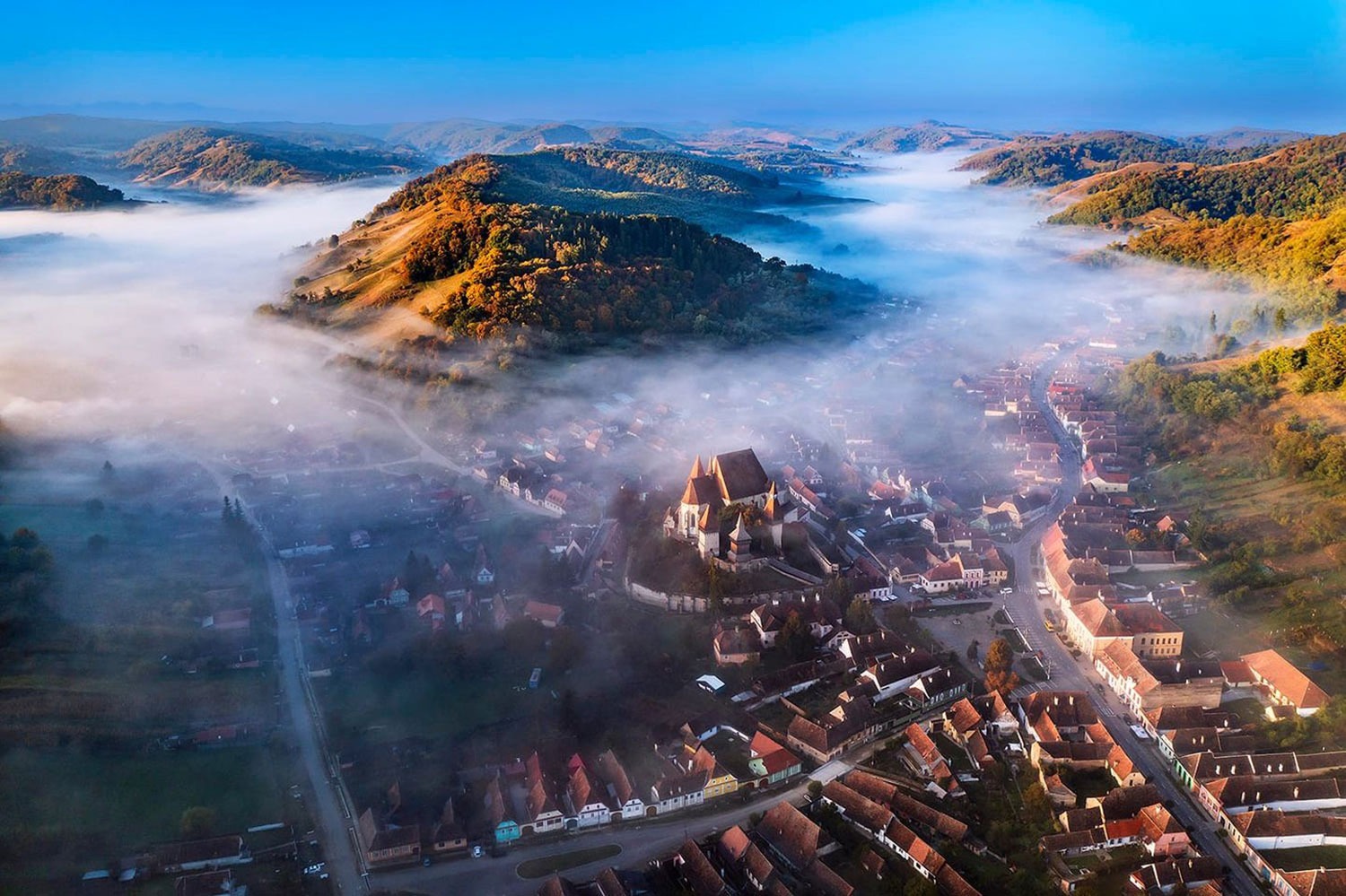 Satul din România unde s-a înregistrat un singur divorț în 300 de ani