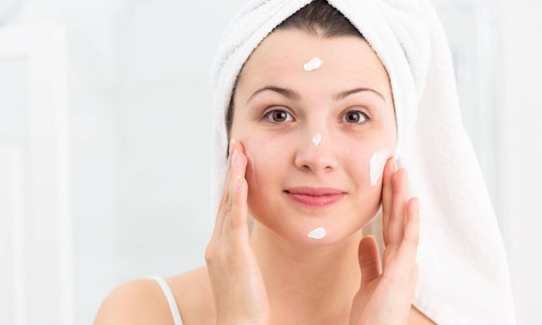 Trucuri de îngrijire a pielii: cum să ai un ten impecabil și plin de strălucire