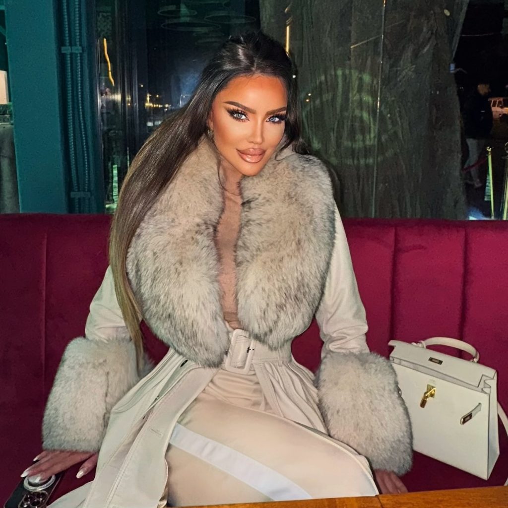 Bianca Drăgușanu, reacție dură la adresa vedetelor care promovează haine de pe Trendyol.