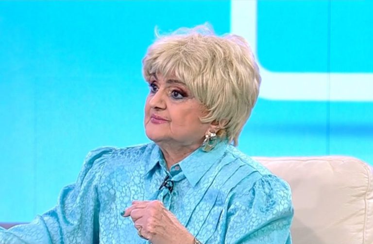 Camelia Mitoșeru, gospodina modernă! Ce spune despre femeile care nu fac cozonacul ”de casă”, ca pe vremuri! EXCLUSIV