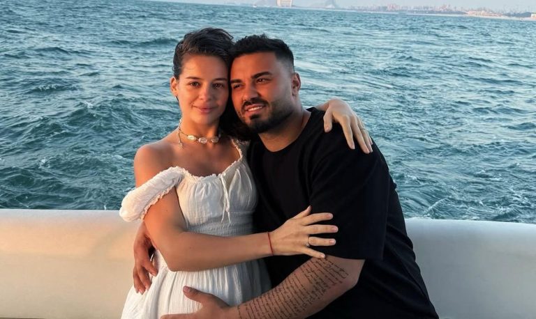 Jador și Oana Ciocan se pregătesc să devină părinți. Ce nume au ales pentru fiul lor?