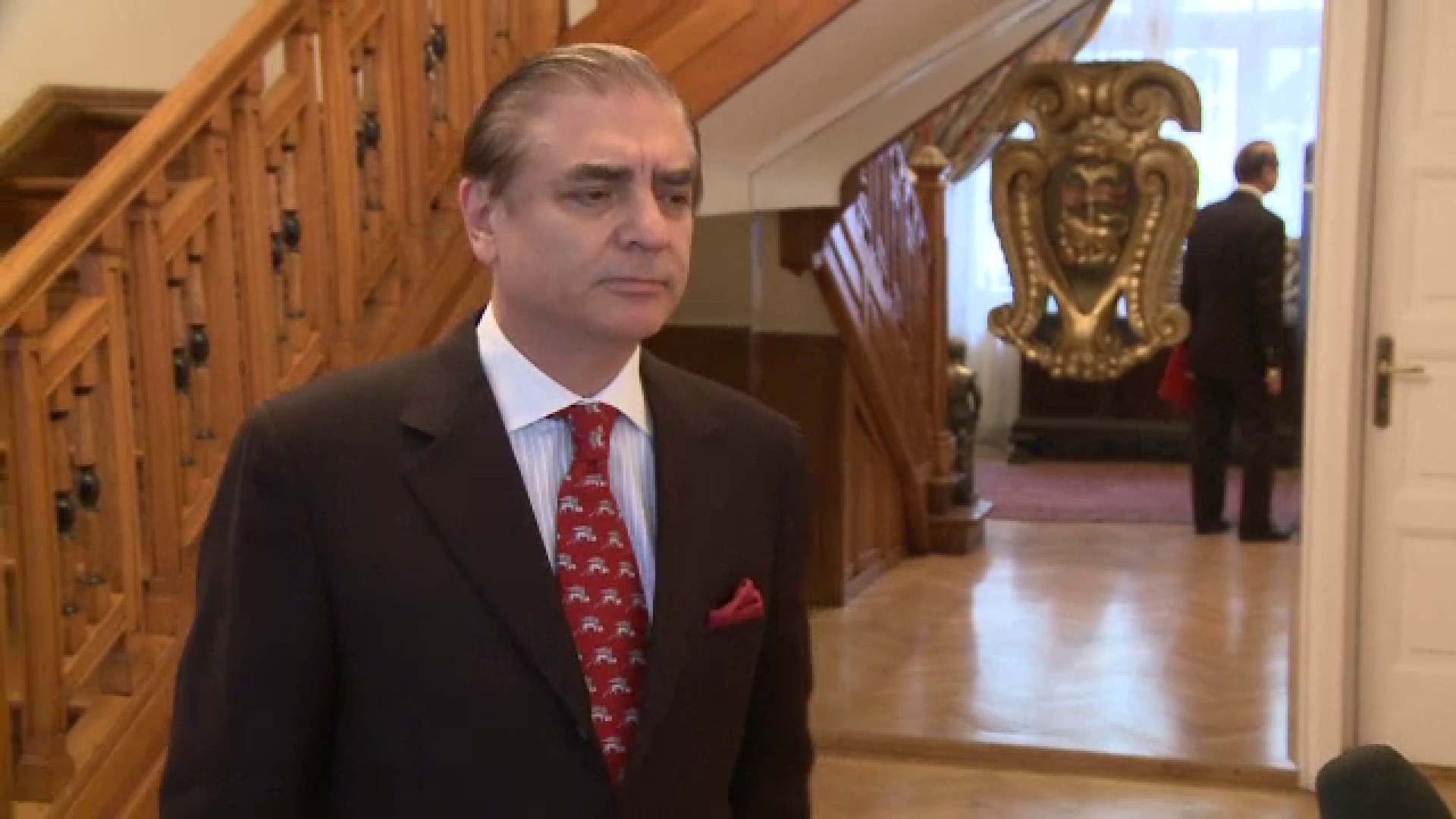 Paul al României scapă iar de arest în Franța