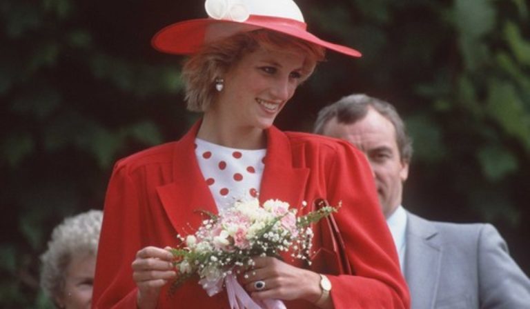 Povestea din spatele inelului de logodnă primit de Prințesa Diana. Ce se știe despre bijuteria extrem de scumpă