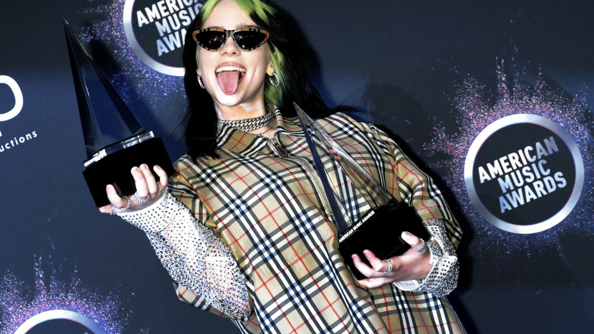 Billie Eilish face istorie la American Music Awards 2025