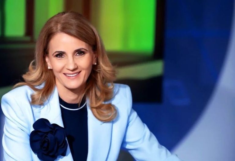 Ce a postat Anca Alexandrescu pe Facebook, după primul tur al alegerilor prezidențiale: ”Aștept lista VIP-urilor care vor părăsi România!”