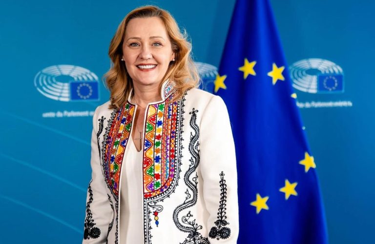 Elena Lasconi își dă demisia de la conducerea USR după rezultatul slab la alegerile prezidențiale