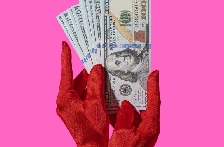 Zodiile care nu știu să-și gestioneze banii. Mereu fac risipă și rămân cu contul gol