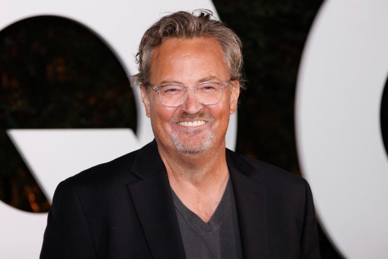 Doctorul implicat în moartea lui Matthew Perry, acuzat oficial. Ce pedeapsă riscă