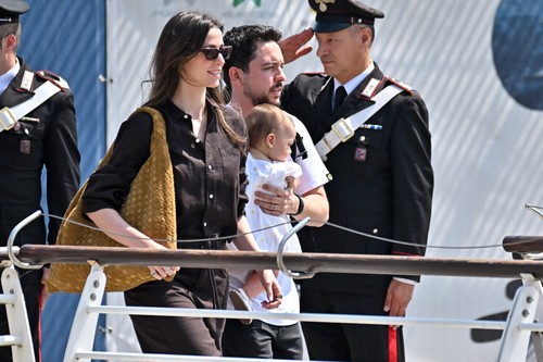 Prințul moștenitor Hussein al Iordaniei, alături de soția sa Rajwa și fiica lor, a participat la nunta lui Jeff Bezos cu Lauren Sanchez