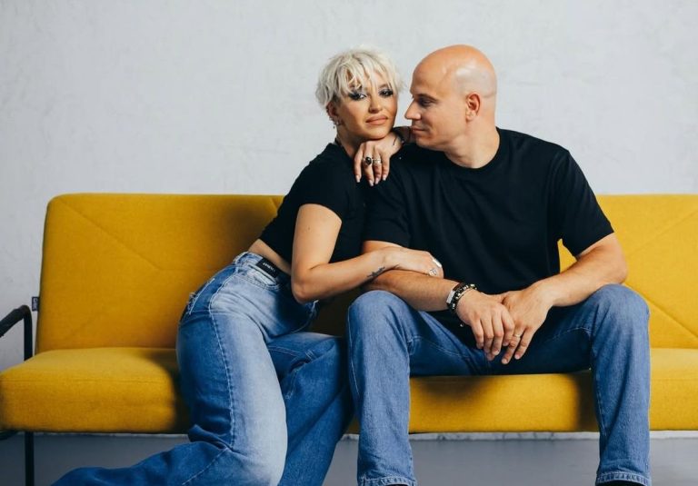 Giulia Anghelescu și Vlad Huidu sărbătoresc 13 ani de căsnicie. Ce mesaj emoționant a postat artista pe rețelele de socializare