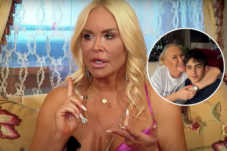 Vica Blochina, față în față cu cea mai grea perioadă din viața ei. Ce s-a întâmplat între ea și fiul pe care îl are cu Pițurcă