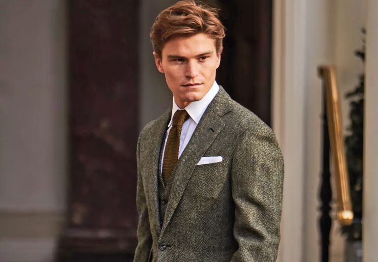 Alege cravata potrivită pentru cămașă și costum. Detaliul care face diferența în orice ținută