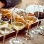 Super Tasting pe harta României – un tur național de degustări premium, semnat Paharnicul.ro și Unvinpezi.ro